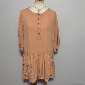 easel Peach Button-Front Tunic with Pockets